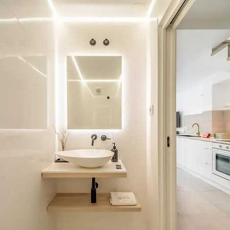 Guestready - Charming Duplex In The Alfama Heart Vendégház Lisboa