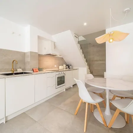 Guestready - Charming Duplex In The Alfama Heart Vendégház Lisboa