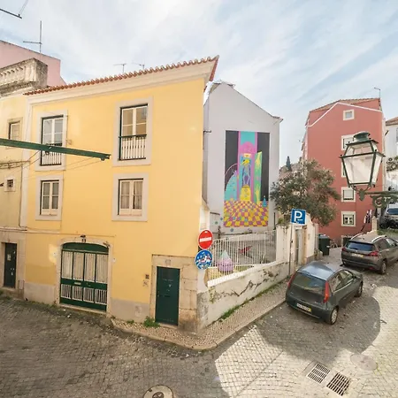 Vendégház Guestready - Charming Duplex In The Alfama Heart 4*